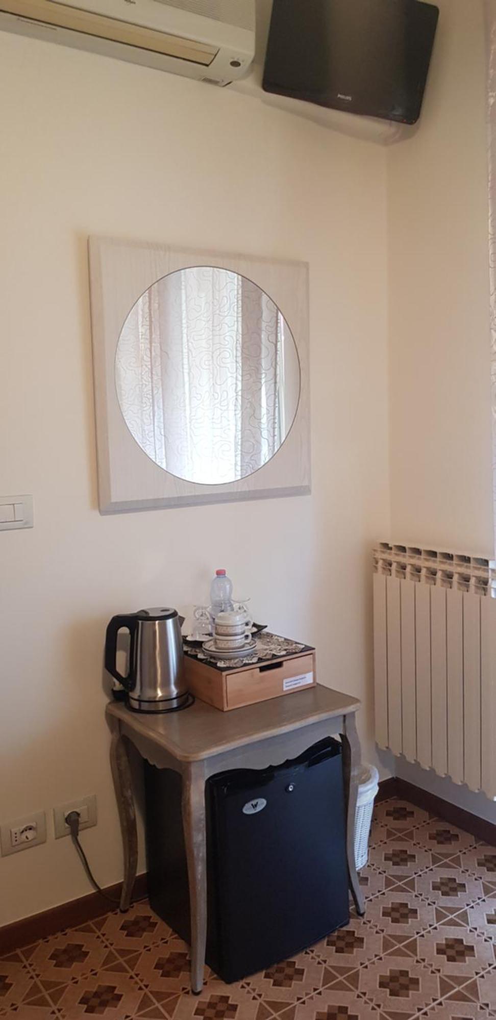 Hotel Margherita Meuble Sirmione Room photo