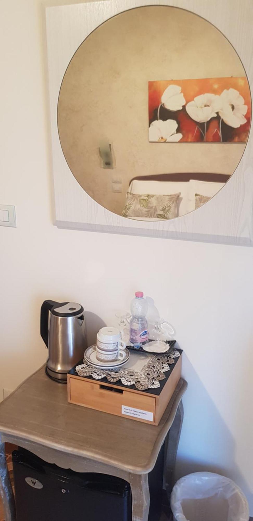 Hotel Margherita Meuble Sirmione Room photo